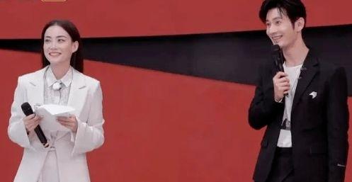 扒叔爆料黄教主视频,扒叔独家爆料揭秘幕后真相